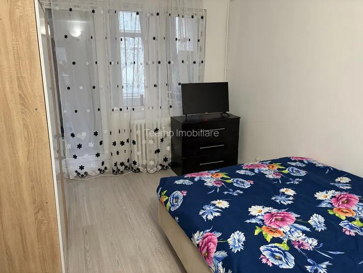Apartament 3 camere, decomandat, 70 mp, balcon, metrou, Piata Sudului - 2