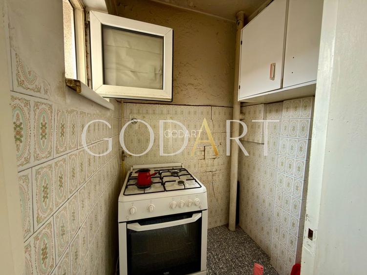 Apartament 4 camere | Ultracentral | Bloc 1961 - 8