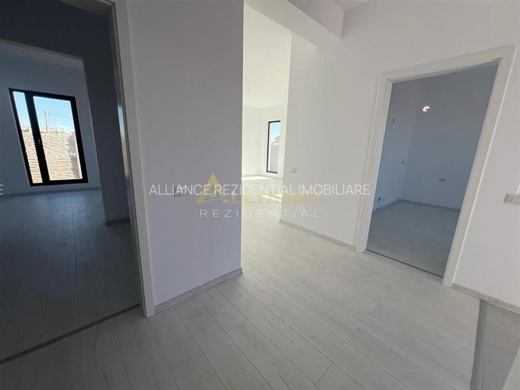 Casa individuala pe parter cu 4 camere // 2 bai // panouri 3 Kw - 13