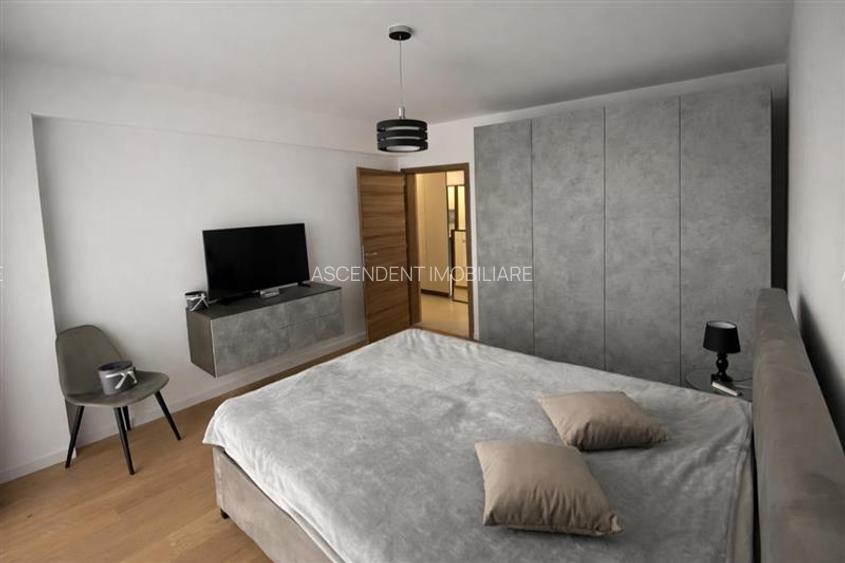 Lux, decomandat, balcon, loc parcare, Cosmopolit, Brasov - 13