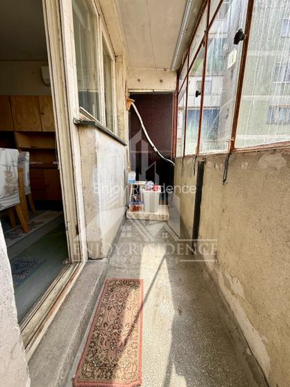 3 Camere circular | 6/10 | Metrou C-tin Brancusi la scara - 15