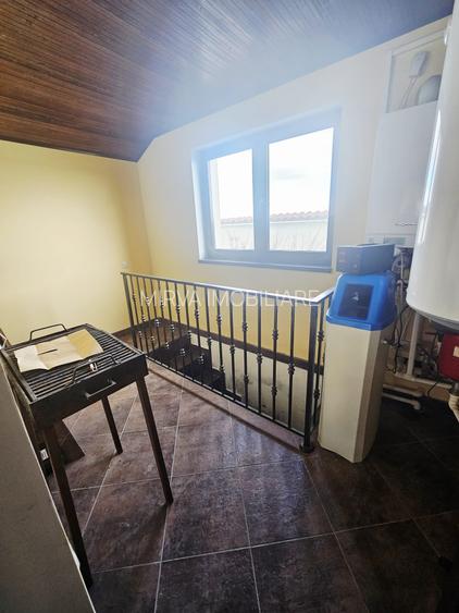 Vilă premium în Strejnicu | 8 camere | 345 mp utili | teren 595 mp - 12