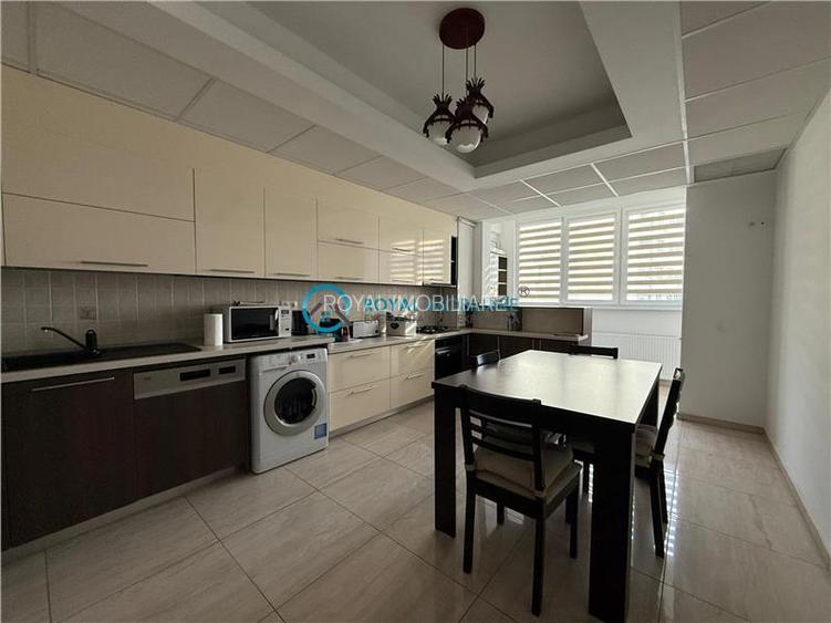 Royal Imobiliare - Inchiriere apartament modern zona 9 Mai - 9