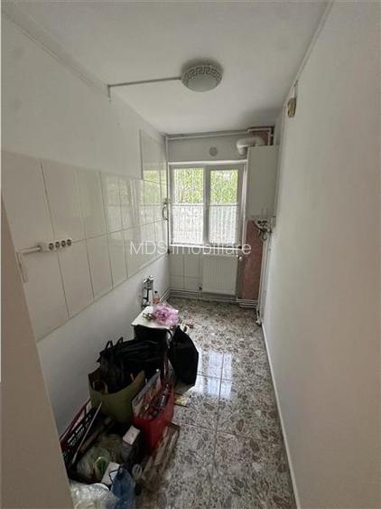 Cu centrala si balcon Dacia - 11