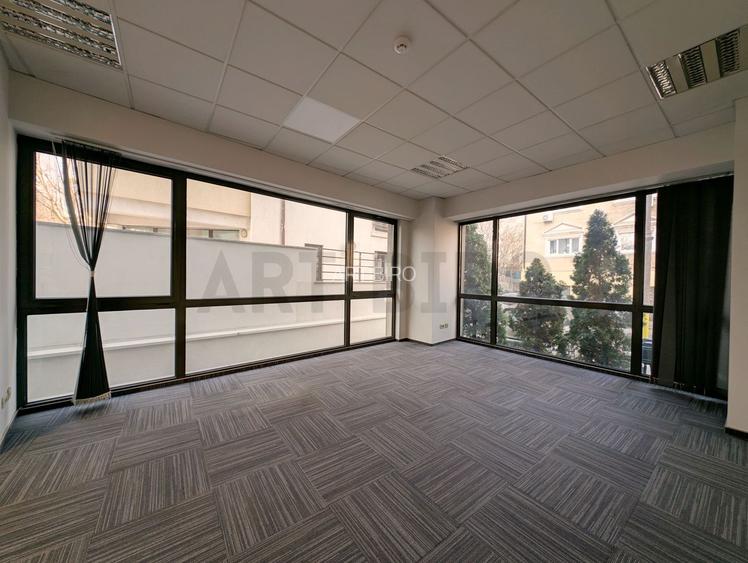 Zero comision, 150mp birou - comercial. Victoriei, parcare, 9' metrou - 4