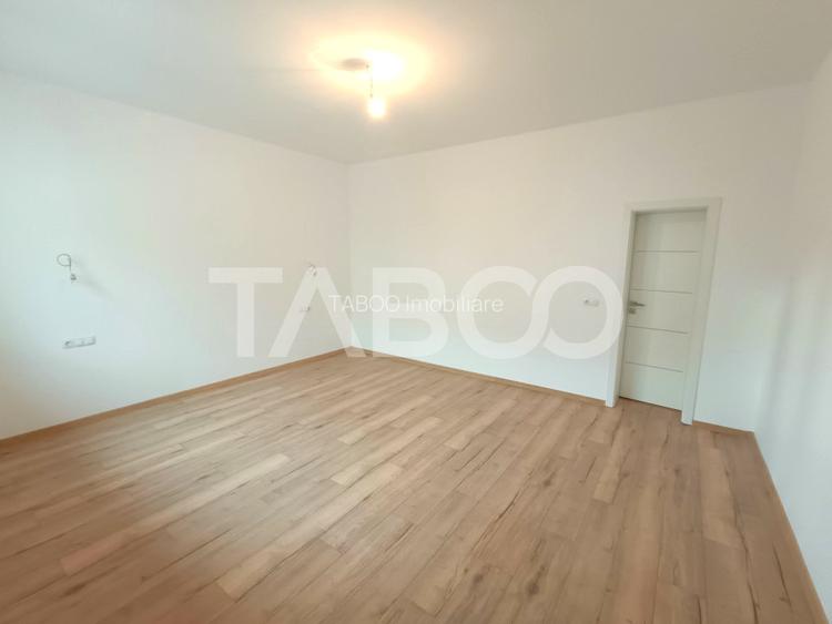 Casa 10 camere 390 mp utili - pe strada Calea Poplacii din Sibiu - 5