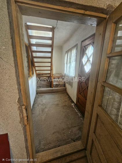 Exclusivitate! Casă cu teren generos în Sat Olteni, Com.Teișani - 40