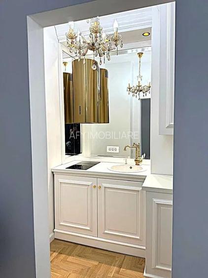 De vanzare Garsoniera de Lux,  Universitate - Romarta - 5