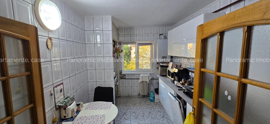 3 camere de vanzare Focsani, ultracentral - 20