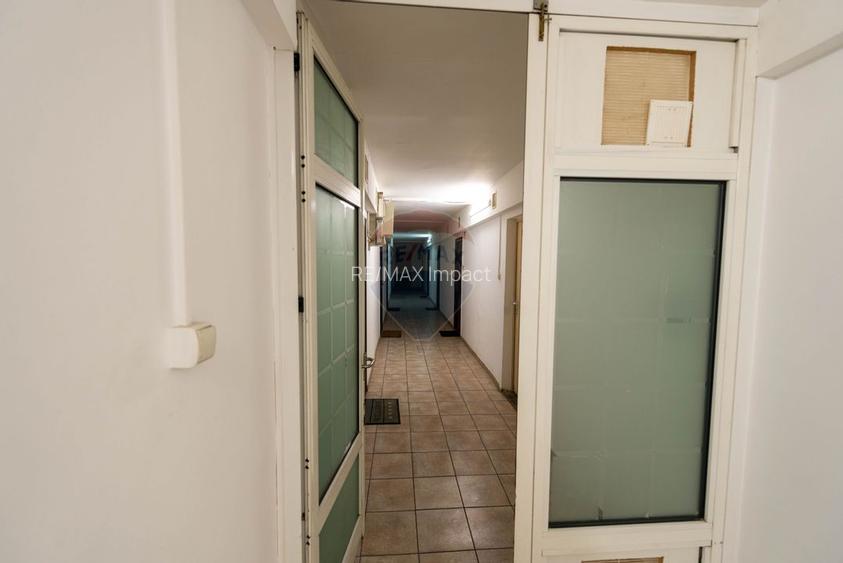 Garsoniera renovata de vanzare strada Mizil zona Trapezului Salajan - 13