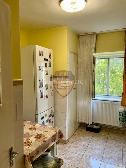 Apartament 3 camere, zona Dacia,  Bd. Tomis 72 mp et 4/4 - 12