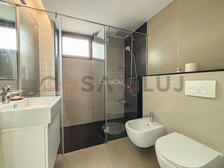 La cheie - Spatios - Cu Parcare subterana- Gruia, Zona "7 strazi" - 5