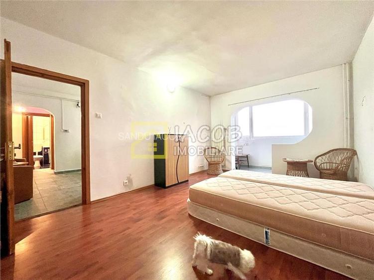 Apartament decomandat, 2 camere, etaj 3, str. Milcov , Bacau - 5