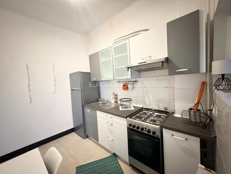 Apartament 4 camere cu balcon generos si vedere la bulevard - 11