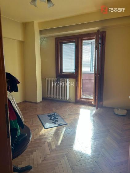 Apartament cu 3 camere, decomandat - zona Aradului - 14