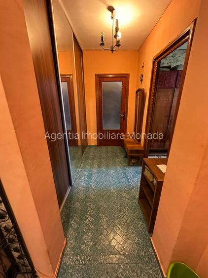Apartament 3 camere de vanzare Gorjului (6-7 minute de metrou / An 1979 ) - 3