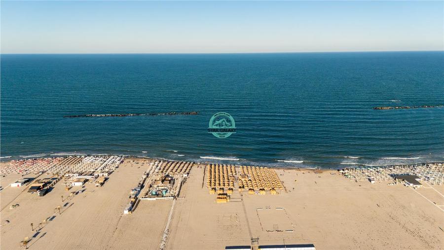 Vand fostul BAR ORIENT din MAMAIA avand teren 4371m, langa Vila Regala ( Regina