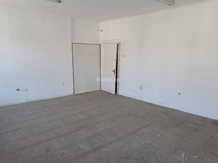 Spatiu 36 mp openspace etaj 3 zona strazii Horea - 3