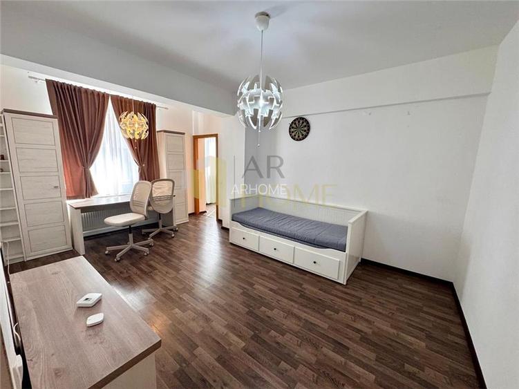 Vanzare apartament 3 camere, bloc 2016, Ploiesti, zona 9 Mai - 8