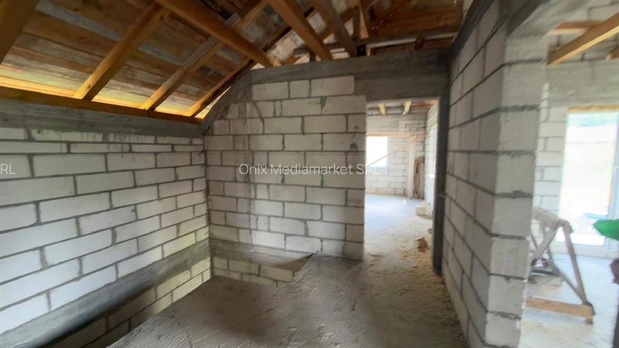 Casa P+1E la rosu de vanzare in Valea Doftanei | Teren 1000 mp | Trăisteni - 14