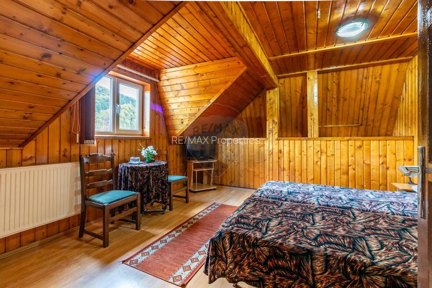 Vilă/Pensiune de vânzare în Sinaia – 450 mp, lângă Castelul Peleș - 13