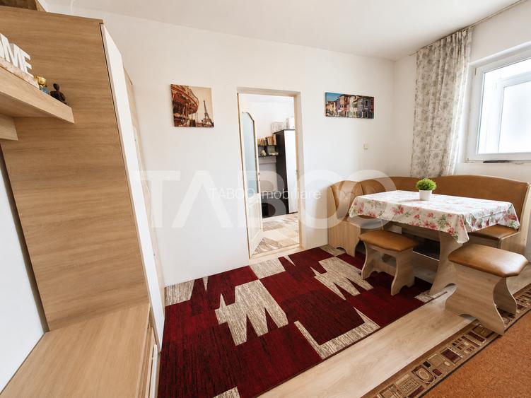 Apartament de vanzare 2 camere balcon etaj 2 in Avrig zona Sticla - 11
