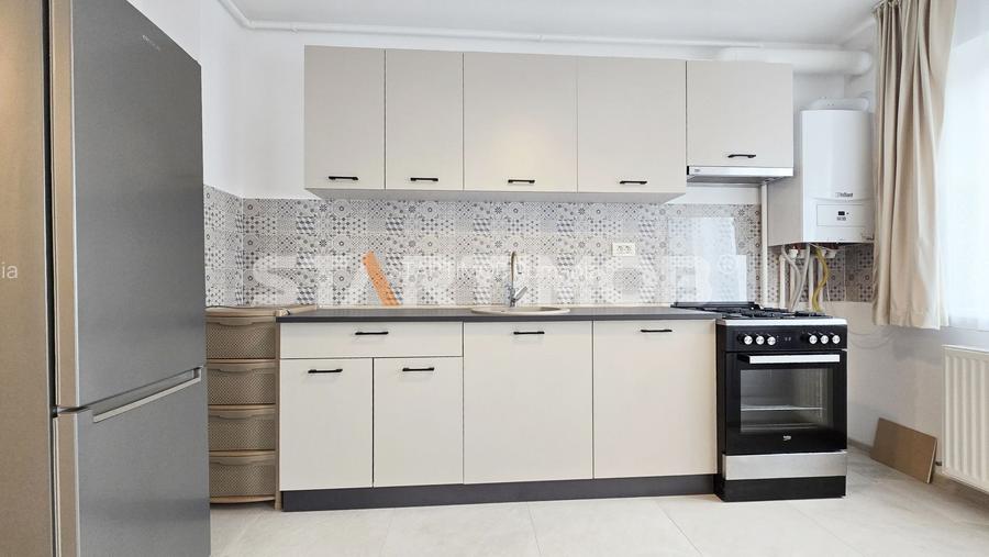 Apartament mobilat zona Coresi cu parcare - 14