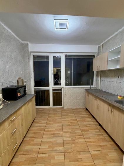 Apartament  de inchiriat direct proprietar piata romana (1 min metrou) - 3