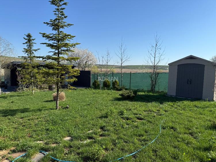 Vand Casa Cu Acces La Lac  - 7