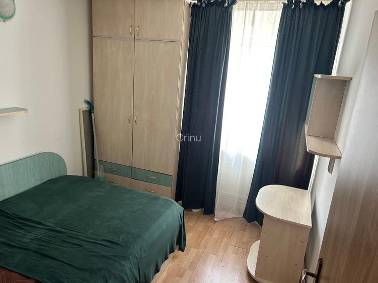 Persoana fizică,vând apartament în Podu ros  - 4