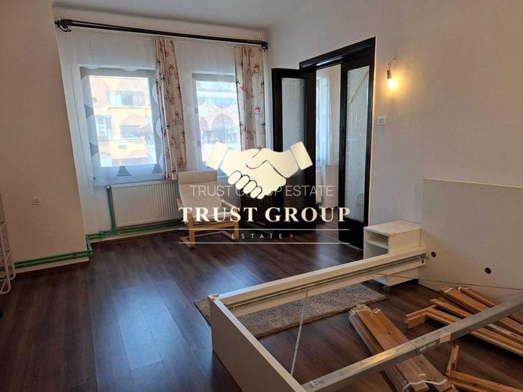 Apartament 4 camere Ultracentral | Imobil fără risc sau Urgenta - 3