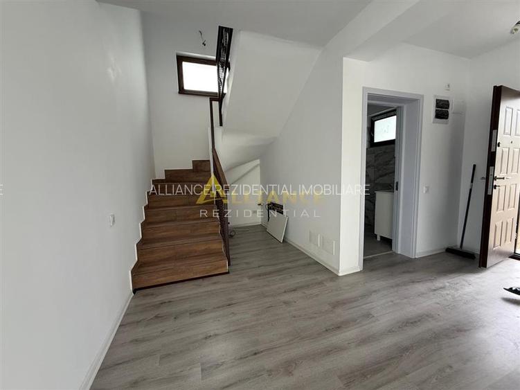 Vila individuala - 4 camere 2 bai - pod - incalzire pardoseala - 4