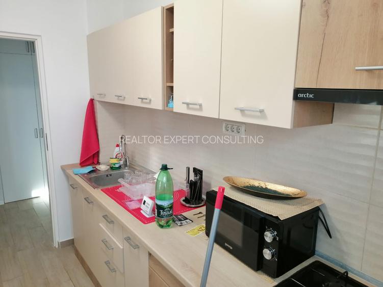 Apartament 2 camere, zona Tomis 1, etajul 3, centrala gaz. - 8