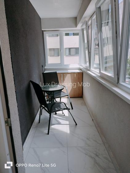 Garsoniera de inchiriat –Dotari: - TV lux - 12