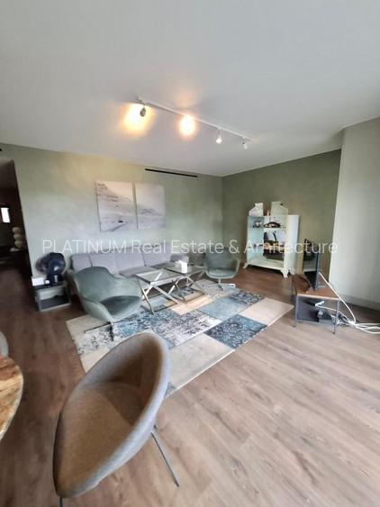 Vanzare apartament 3 camere Primaverii  - 2