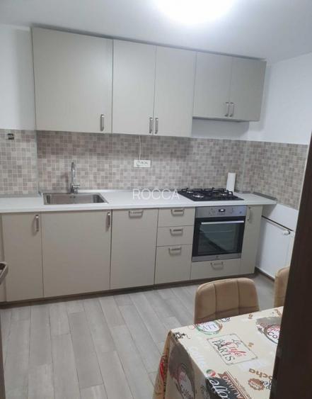 Garsonieră decomandată – Decebal, etaj 1, 40 mp, metrou 15 min - 5