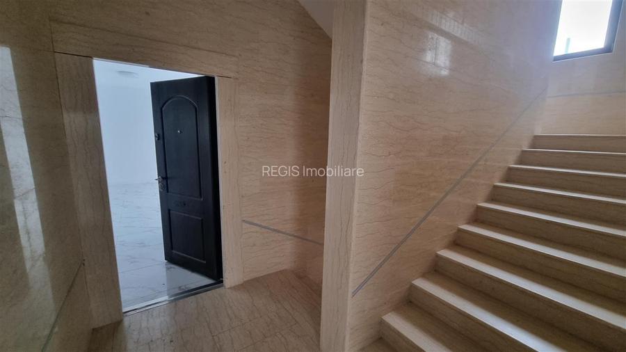 Vila - Bloc modern de 11 camere zona Centrul Civic , Onix - 30