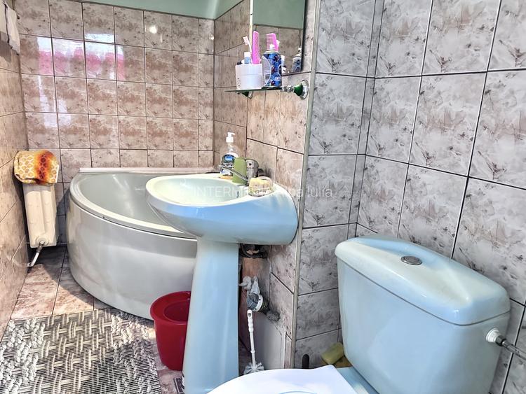APARTAMENT 3 CAMERE I DECOMANDAT I ETAJ 2 I MOBILAT I CETATE STADION I - 8