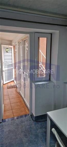 Casa cocheta cu potential, intr- o zona linistita a Chitilei - 9