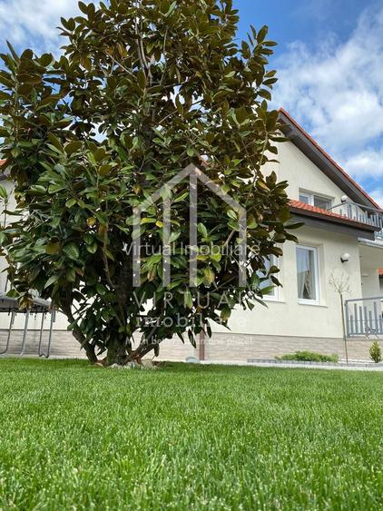 Casa de vanzare, cu 4 camere curte 750 mp. in Selimbar-str. N.Brana - 15