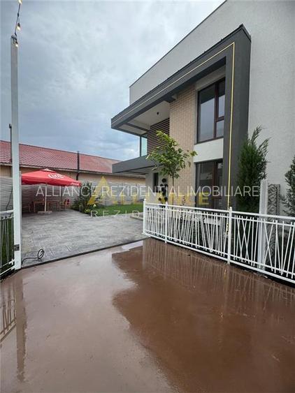 Casa individuala - 300 mp - 5 camere - 3 bai - 31