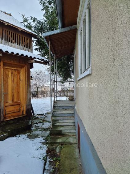 Casa 5 camere+ anexe cu teren 686mp - 11