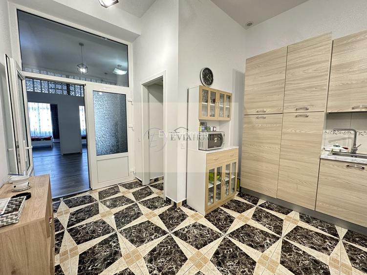 3 camere/Renovat/Ultracentral/P-ta Unirii - 5