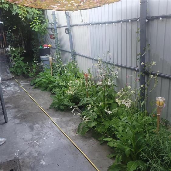 Casa 5 camere, suprafata teren 200 mp, zona Piata Saraca - 10