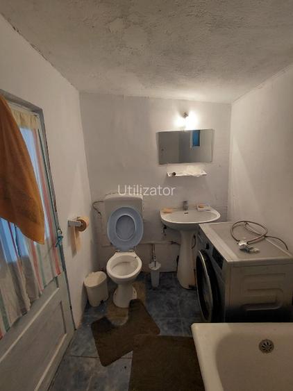 Vând casă in orașul Videle județul Teleorman la 70 km de București  - 9