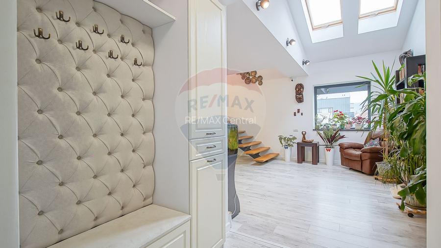 Casă premium cu 270 mp utili, 7 camere ,curte generoasă în Bartolomeu - 20