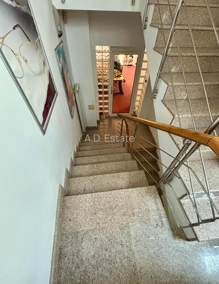 Vila De Inchiriat 11 camere  D+P+2 Timpuri Noi 12 Locuri Parcare 500 mp - 17