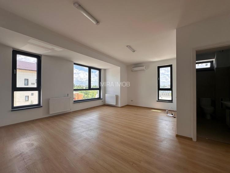 Apartament spațios cu 4 camere, dispus pe două niveluri, în Cartierul Latin - 3