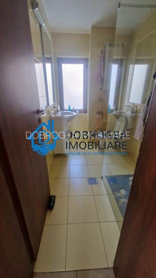 9 MAI - VILA CU VEDERE SI DESCHIDERE   LAC CASLA, PISCINA INTERIOARA - 18