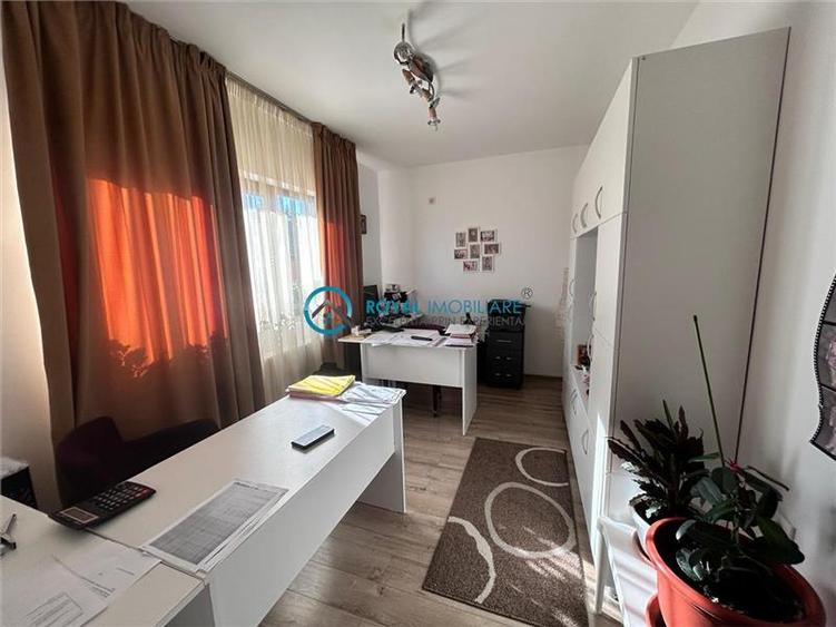 Royal Imobiliare - Vanzare Vila zona Paulesti